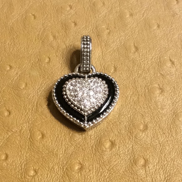 😍Judith Ripka Black Onyx Heart Enhancer😍NWOT